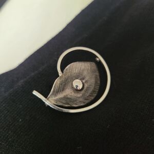 Silver Leaf Brooch